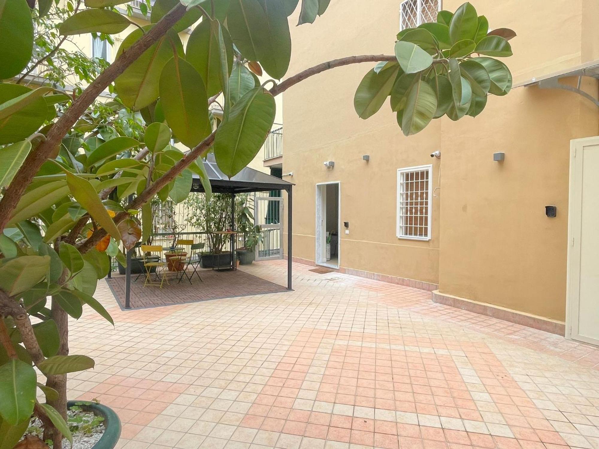 La Casa Di Ily Hotel Napoli Bagian luar foto