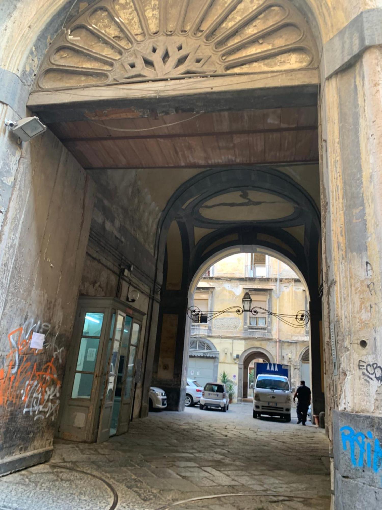 La Casa Di Ily Hotel Napoli Bagian luar foto